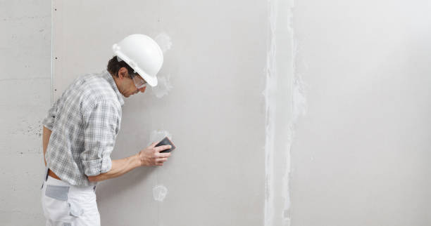 Best Water Damage & Mold Remediation  in La Center, WA